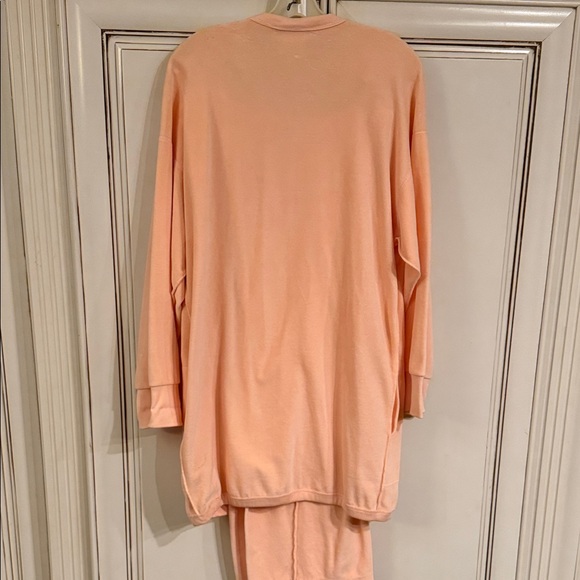 Sonia Rykiel Peach Velour Women's Cardigan and Wide-Pants Set - Picture 4 of 12